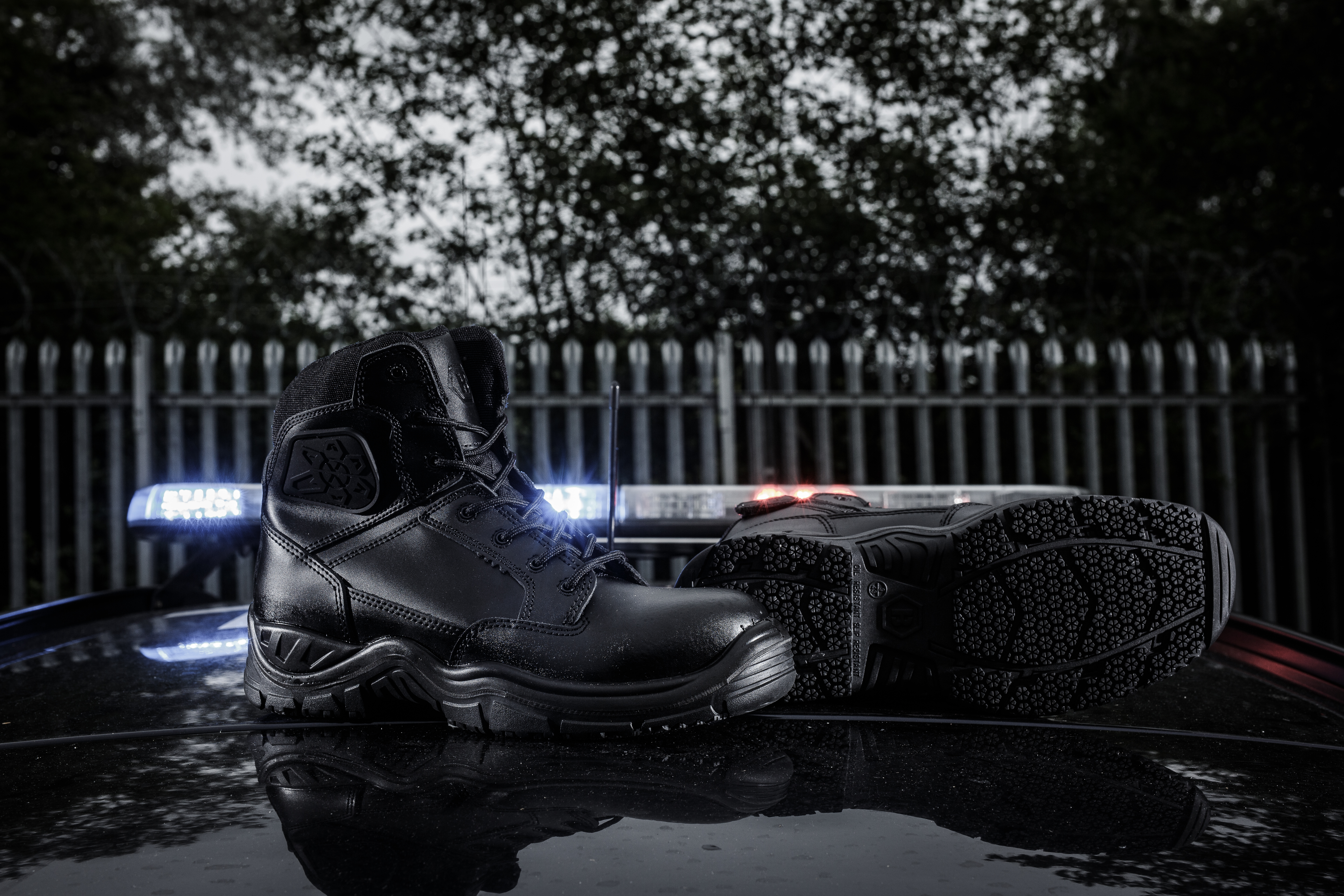 schoenen op het dak