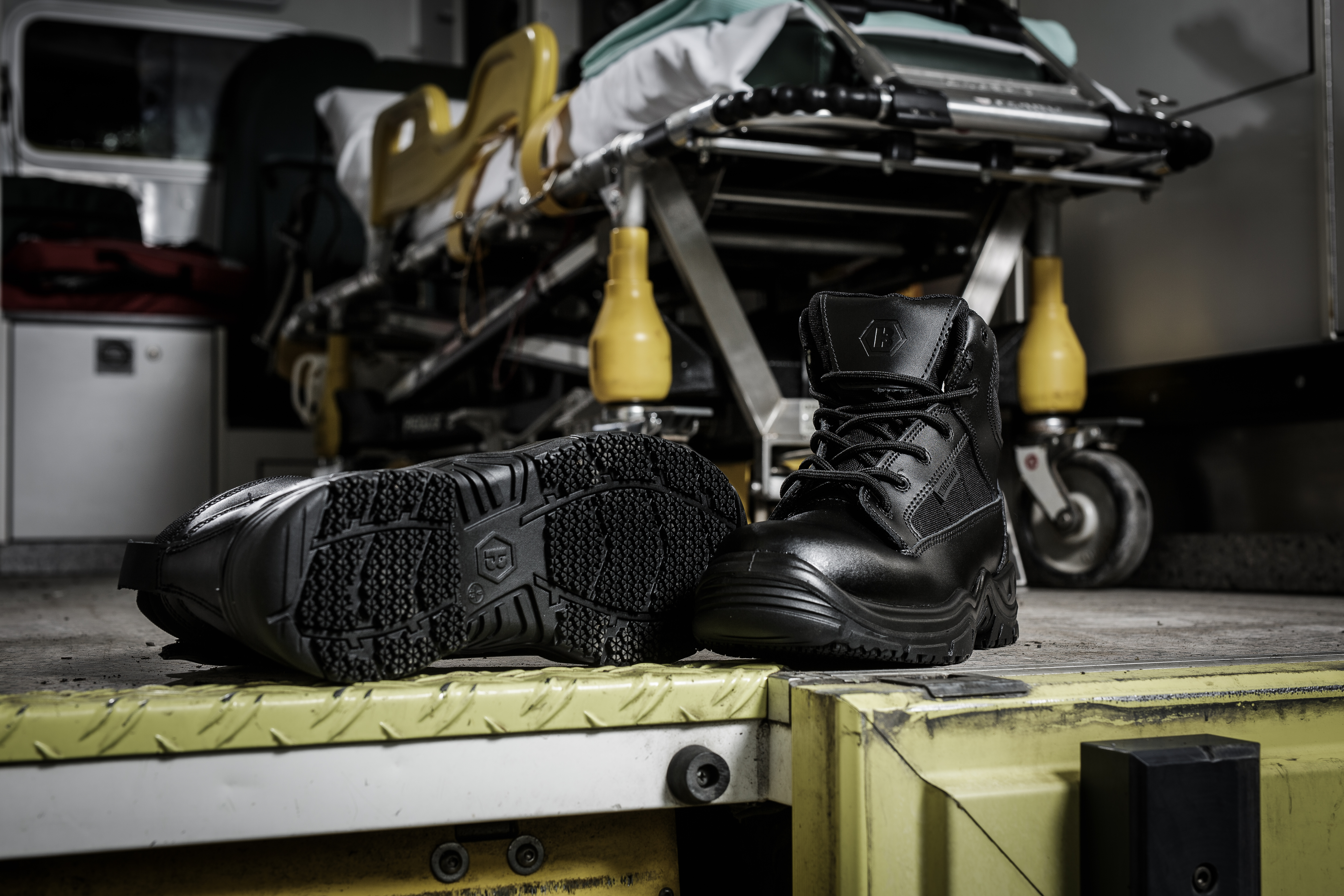 schoenen in ambulance