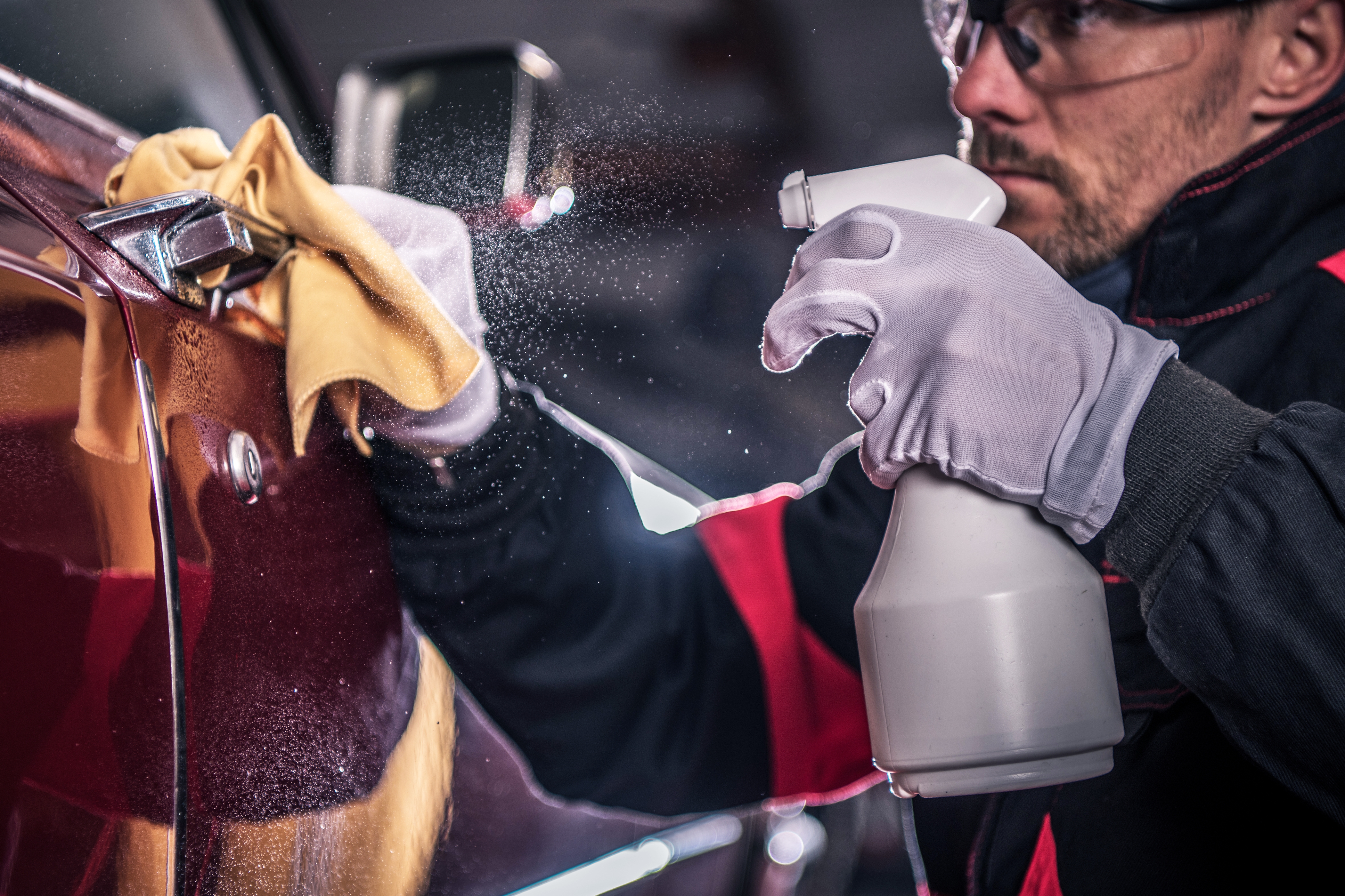 car detailer