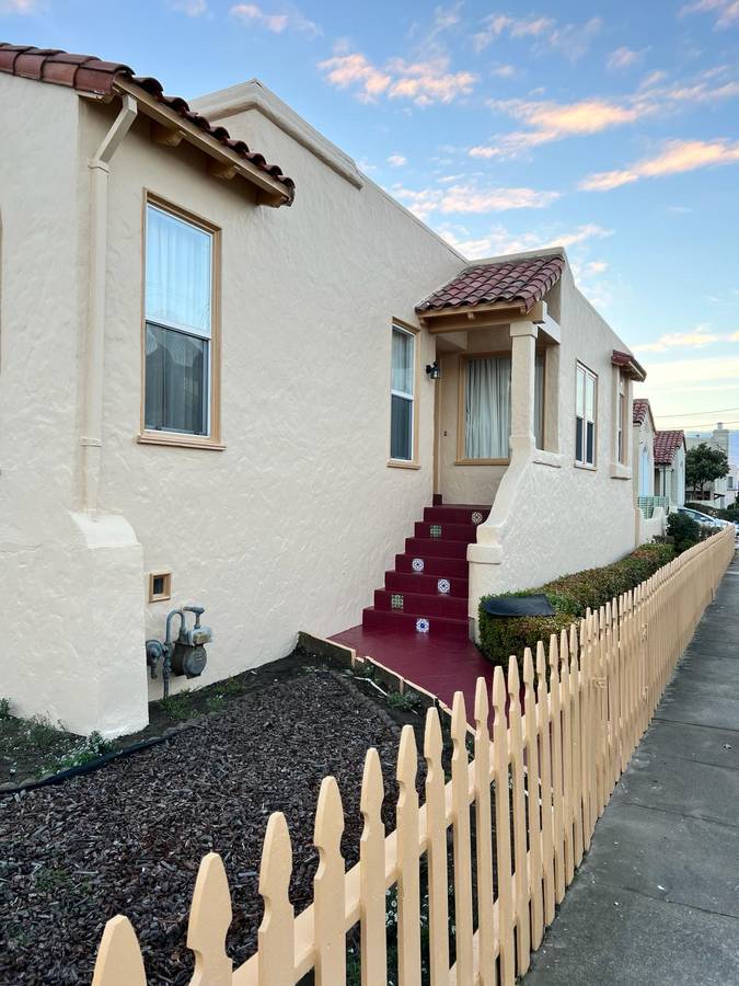 Bakersfield exterior residential painting — front view