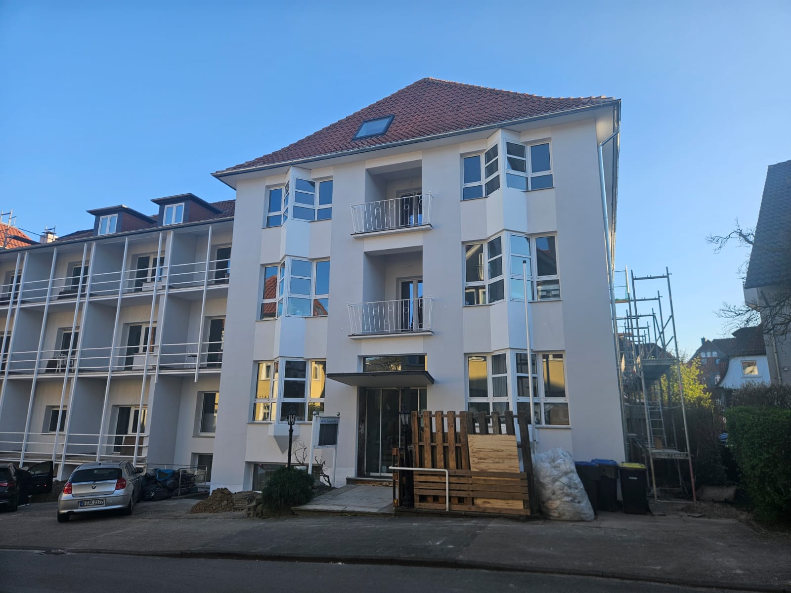 Renoviertes Haus mit mehreren Stockwerken