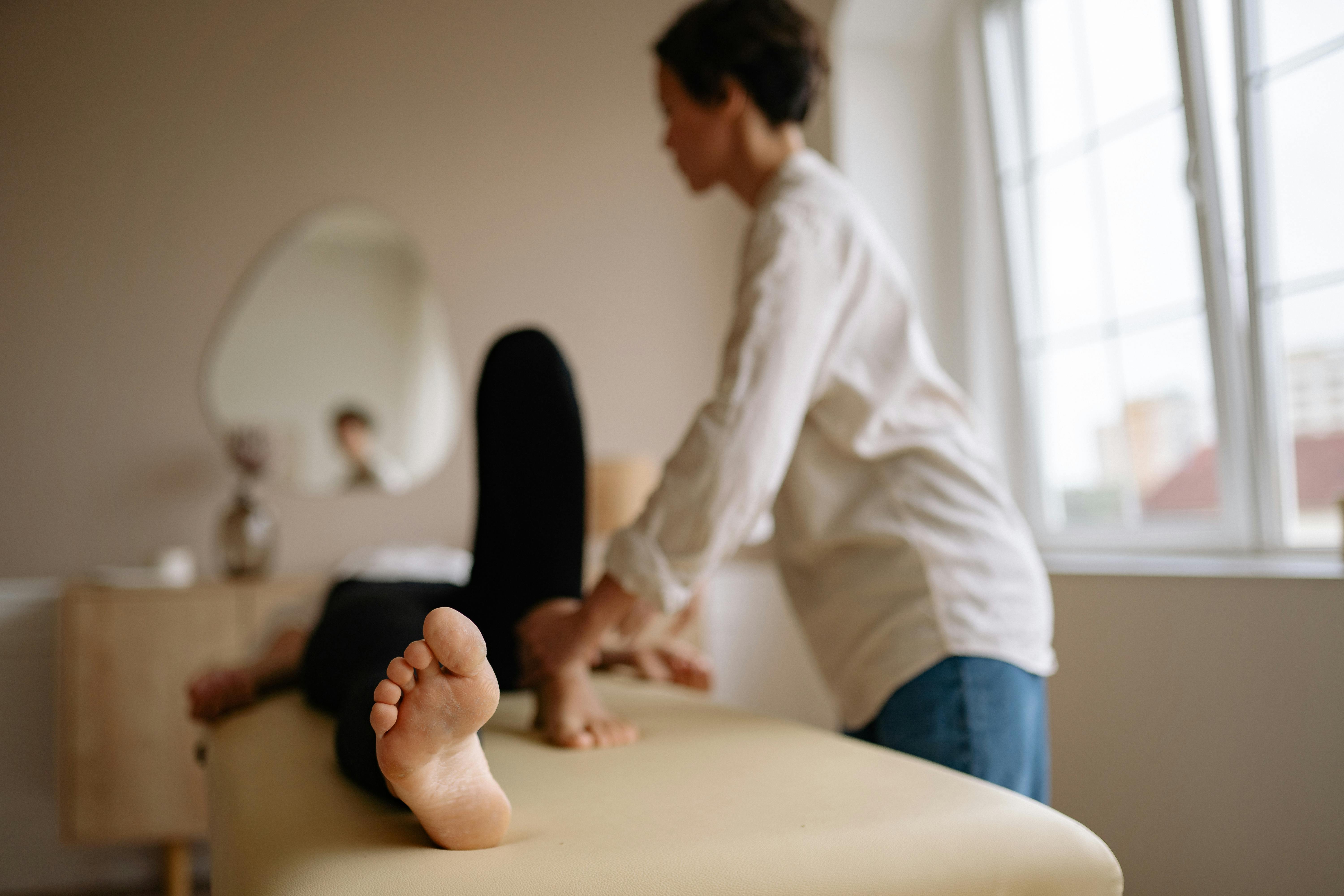 How Energy Healers Can Build a Profitable Business: Coaching Strategies That Help Practitioners Double Their Revenue Within 12 Months