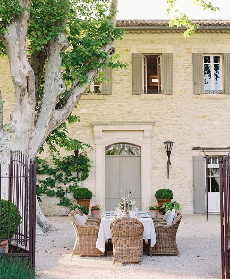 Summer Outdoor Dining 