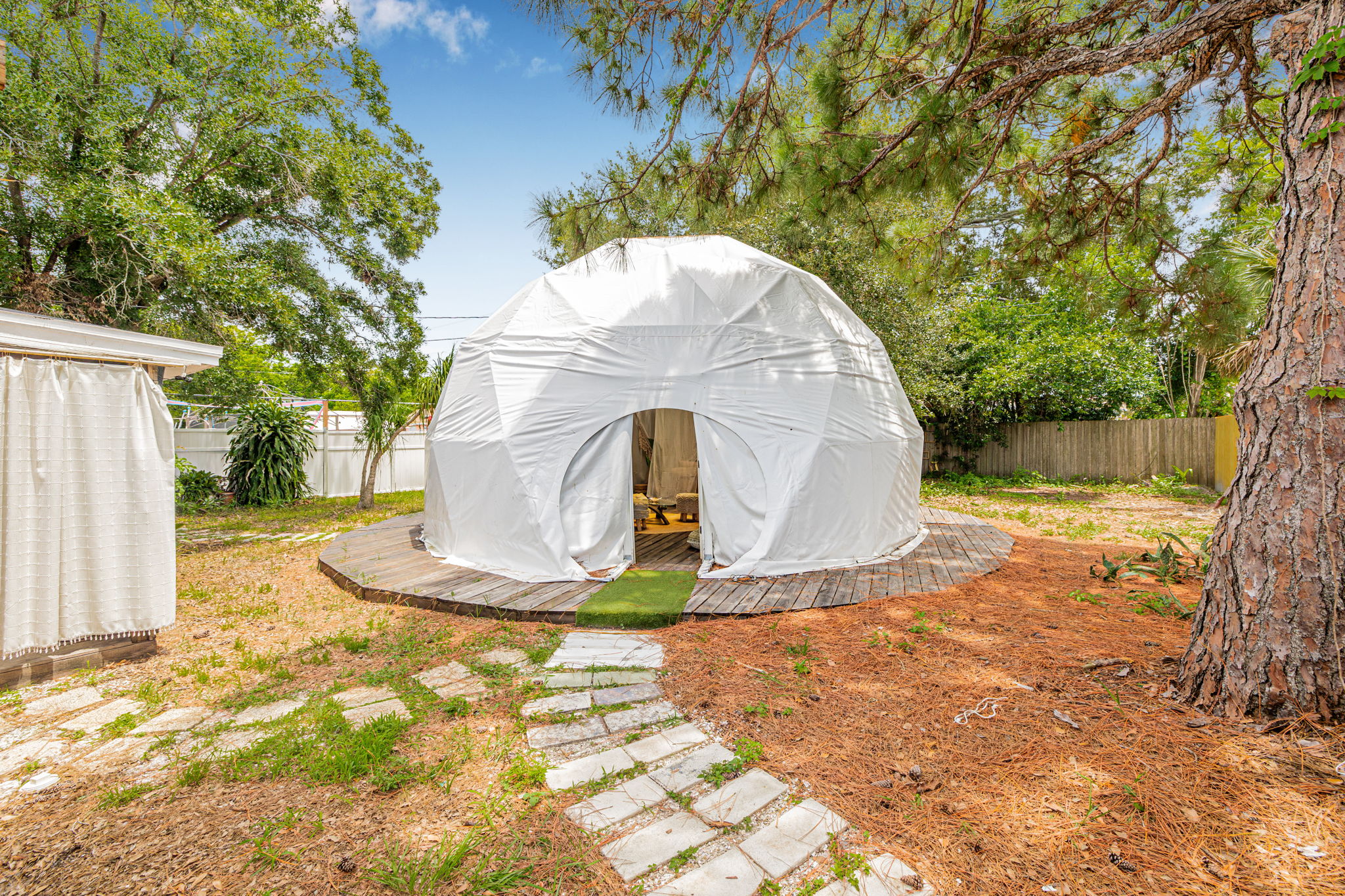 Geodesic dome Geodesic dome