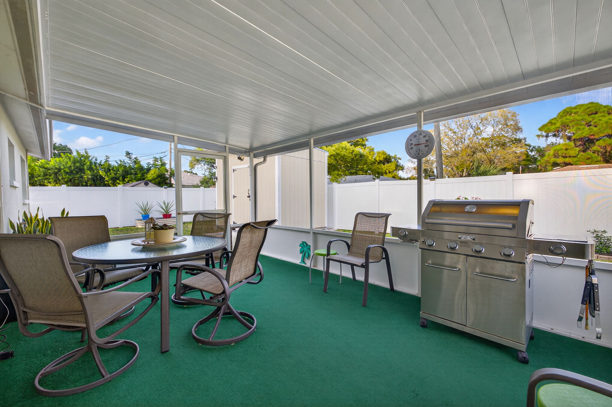 screened in porch screened in porch