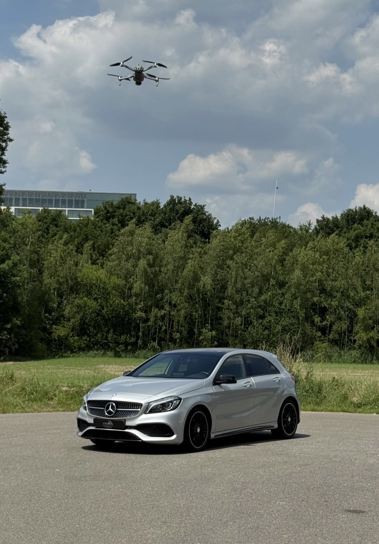 TikTok opname autobedrijf