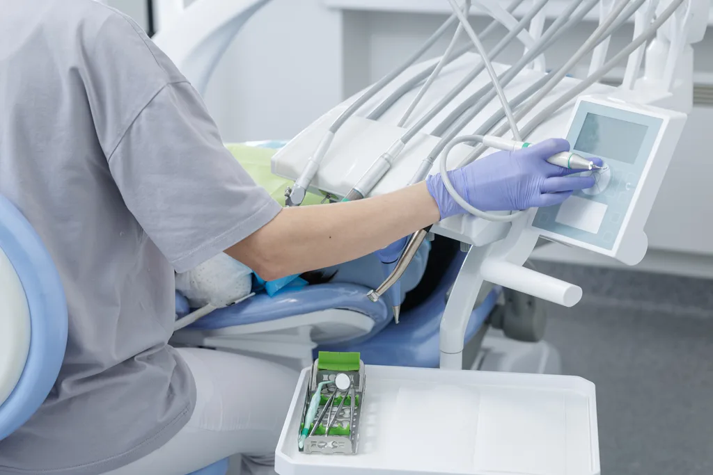 Ultrasonics — technology, general — Solay Dental, Oldsmar