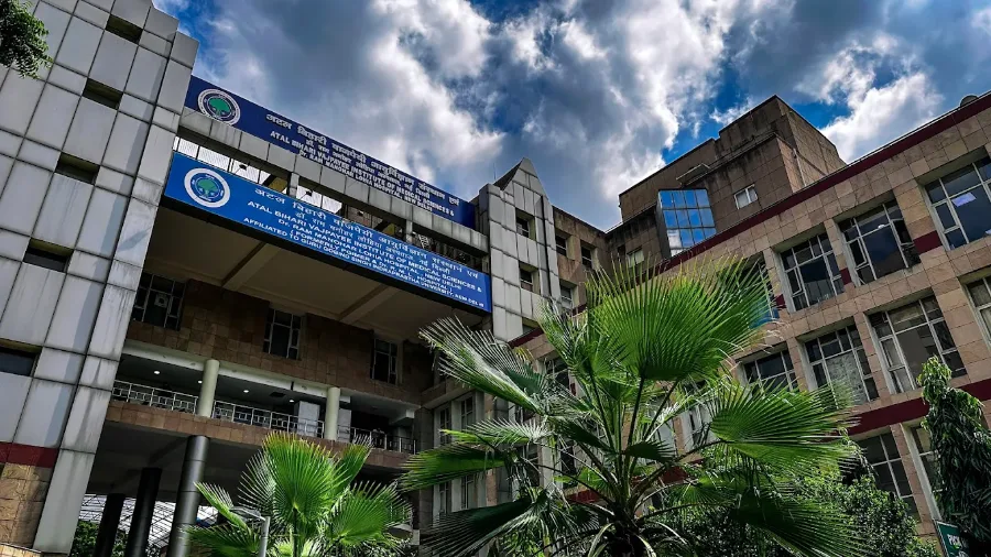 Atal Bihari Vajpayee Institute of Medical Sciences, New Delhi