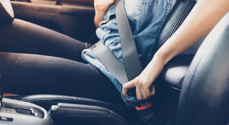 gambar mobil dan keselamatan berkendara untuk halaman dan artikel