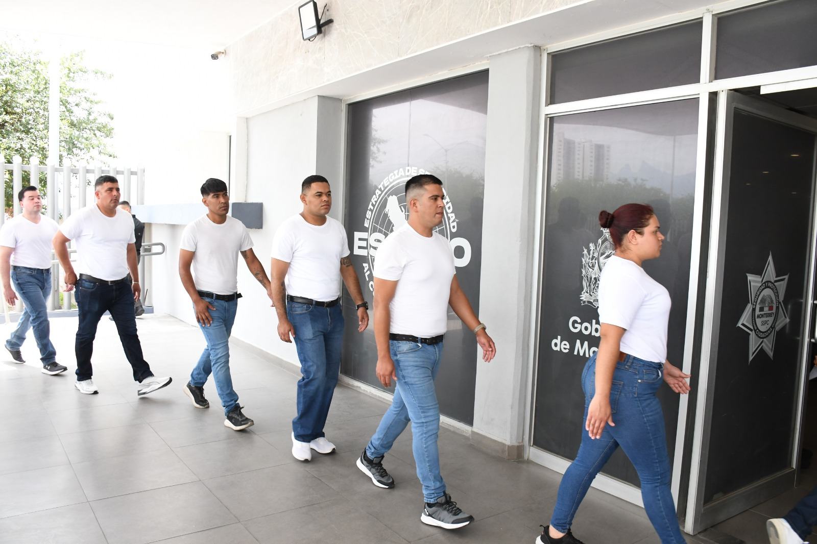 Ingresan 104 cadetes a la Academia de Policía de Monterrey