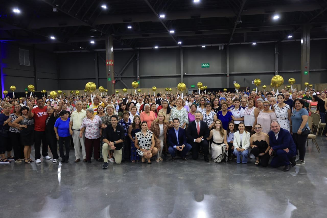 Celebra Gobierno de Monterrey a las personas adultas mayores en segunda edición de “Regios de Oro”