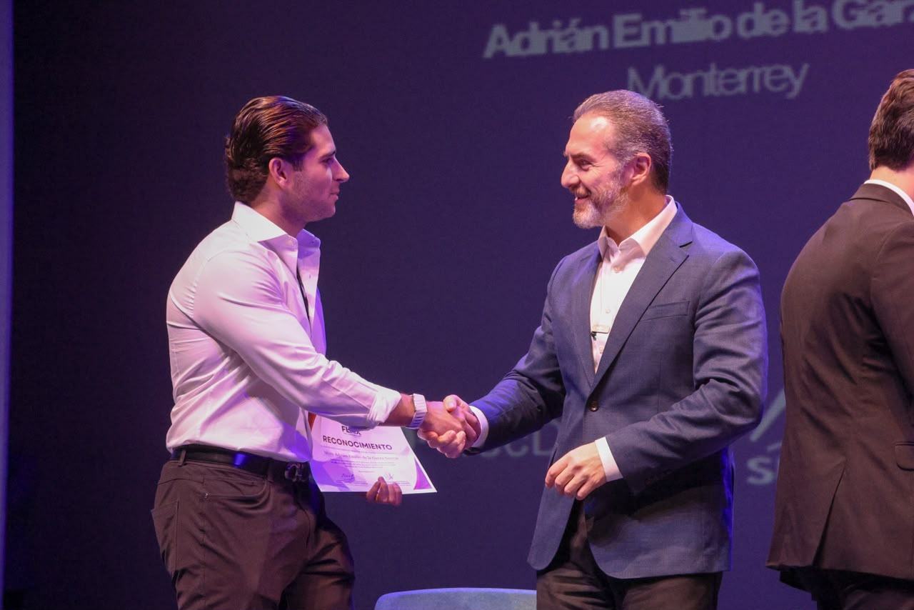 Aborda Adrián de la Garza retos de Monterrey rumbo al 2030 en Foro Líderes de México