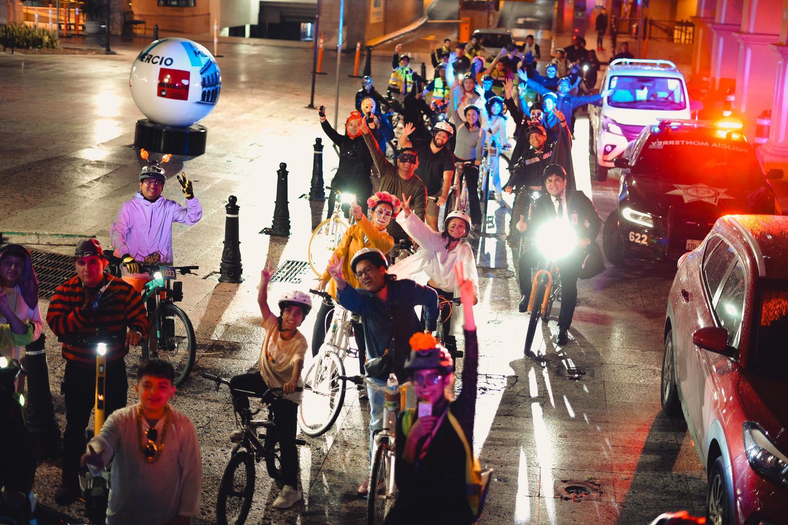Pedalean por las leyendas y tradiciones del Monterrey antiguo