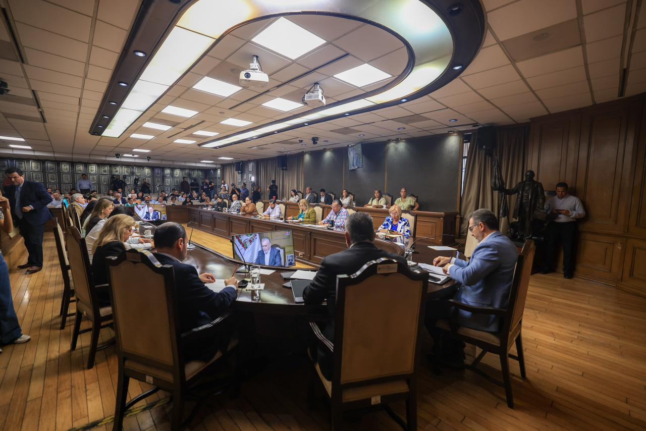 Se coordinará Monterrey con los tres niveles de gobierno para realizar estudios previos del Tren Metropolitano