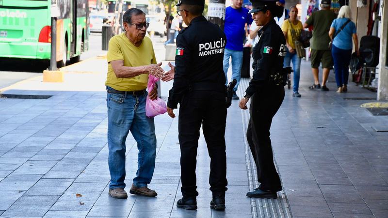IMPLEMENTAN OPERATIVO POR COMPRAS DE PÁNICO ANTE REGRESO A CLASES.