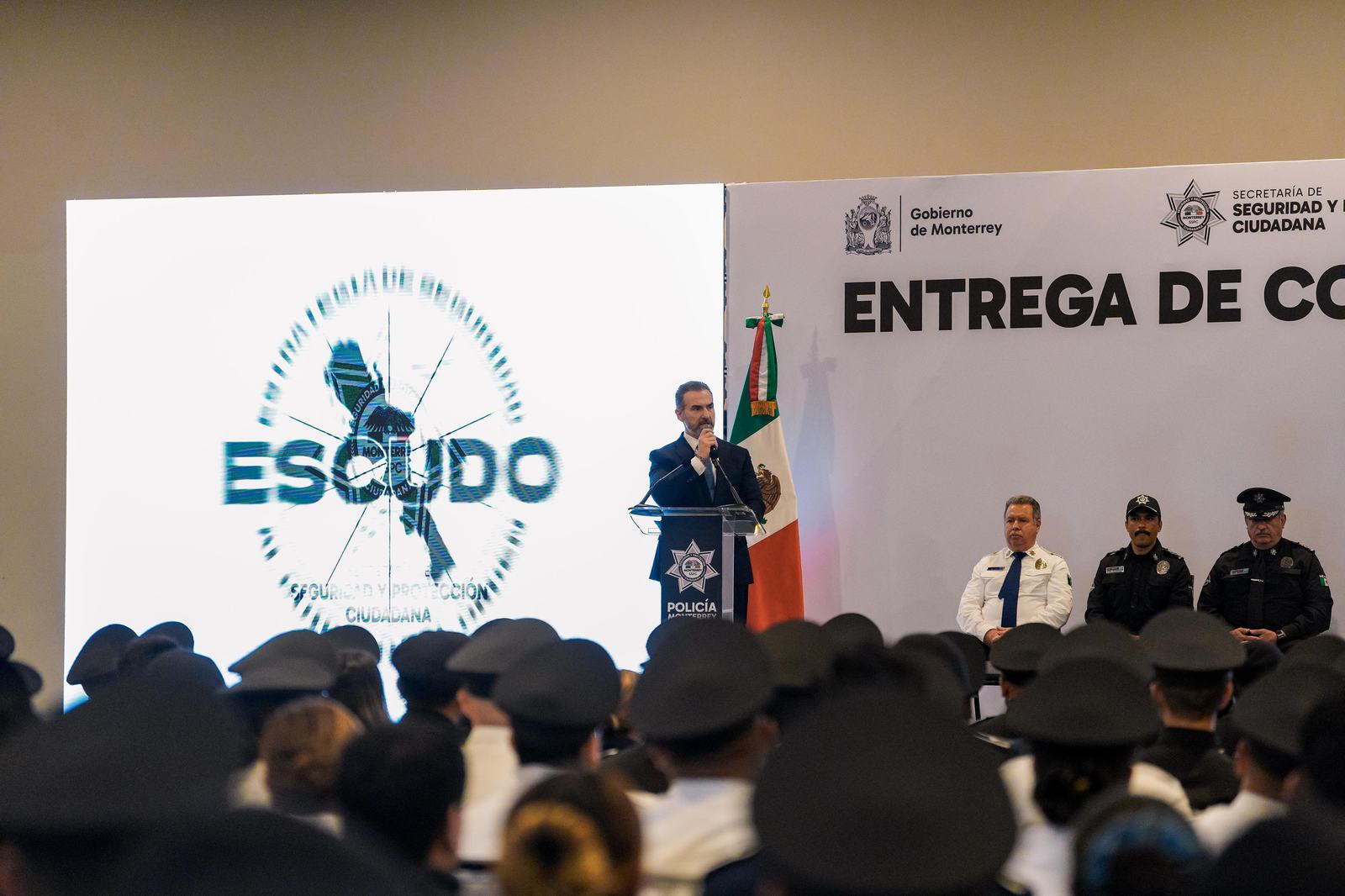 Reconoce Monterrey perseverancia y méritos de 281 elementos de seguridad