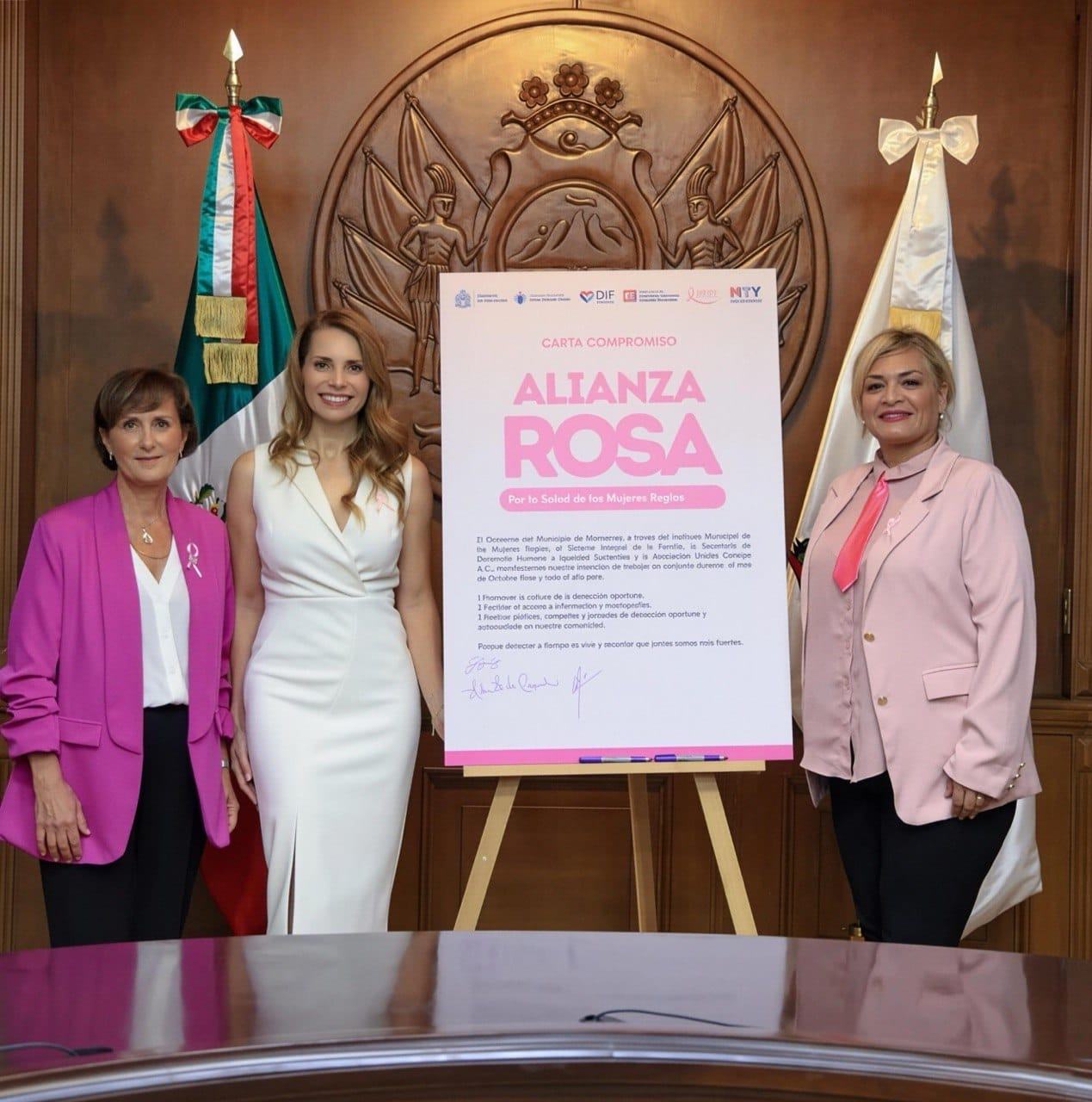 Fortalece DIF Monterrey acciones contra el cáncer de mama con la firma de “Alianza Rosa”