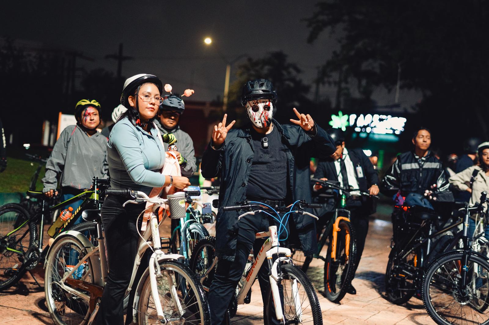Pedalean por las leyendas y tradiciones del Monterrey antiguo