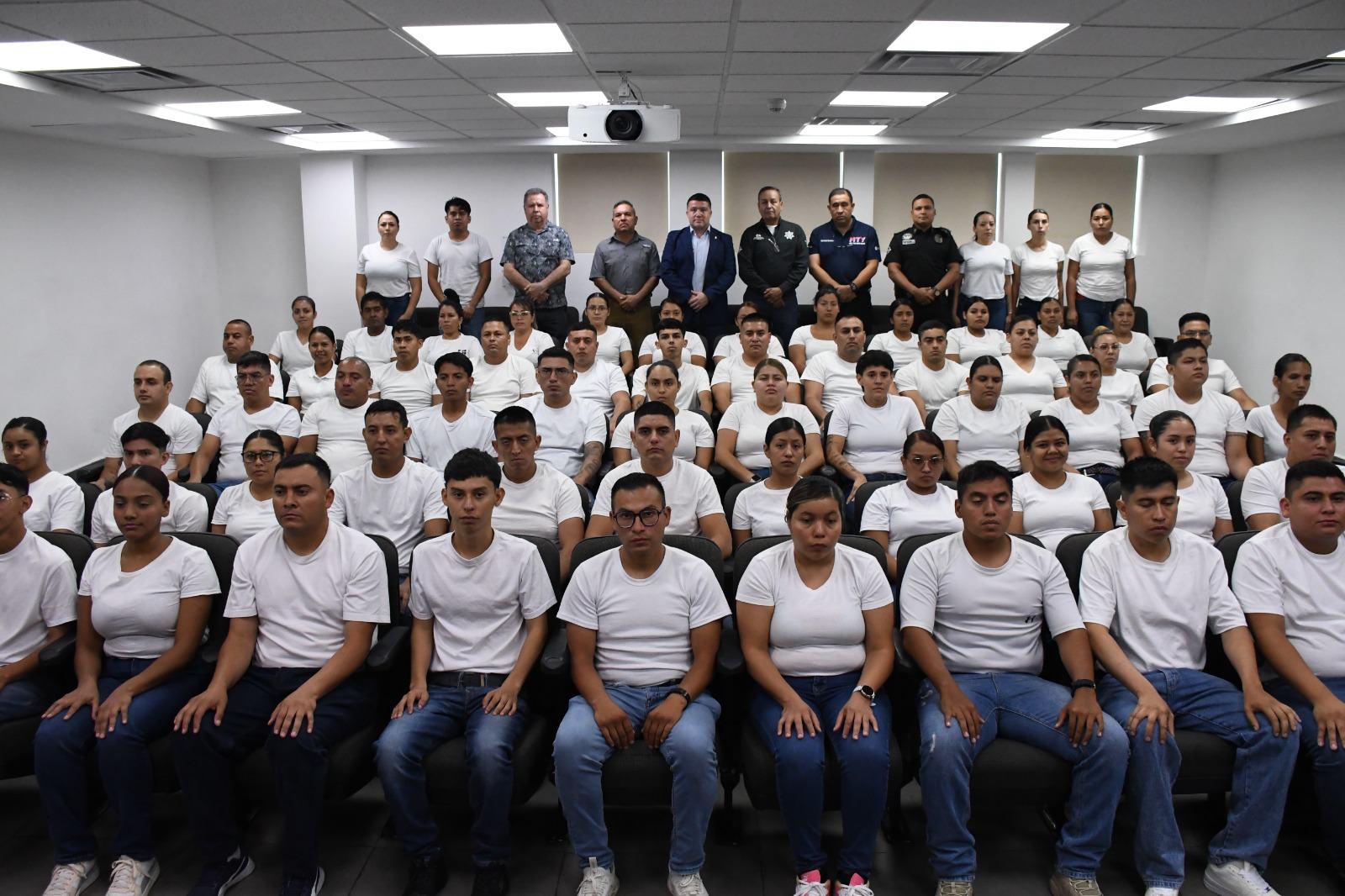 INGRESAN 65 NUEVOS CADETES A LA ACADEMIA DE POLICÍA DE MONTERREY
