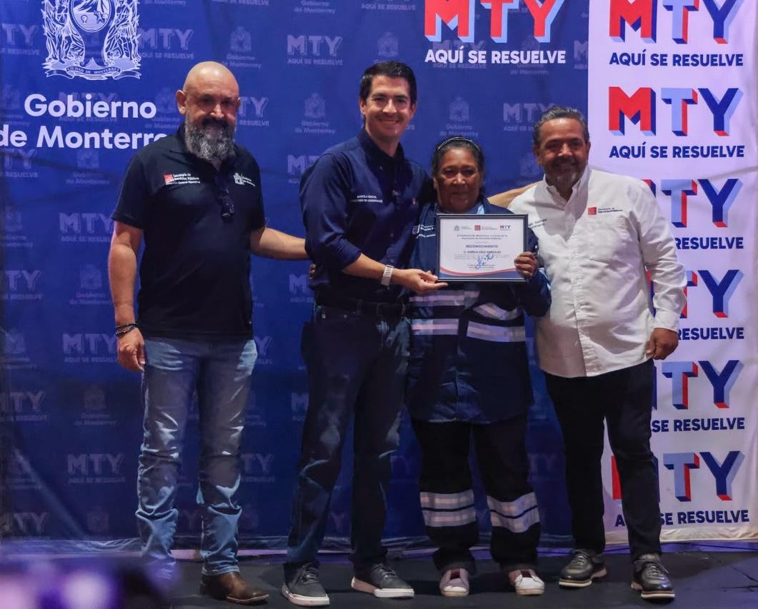 Celebra Monterrey el Día del Barrendero y reconoce a trabajadores por su entrega