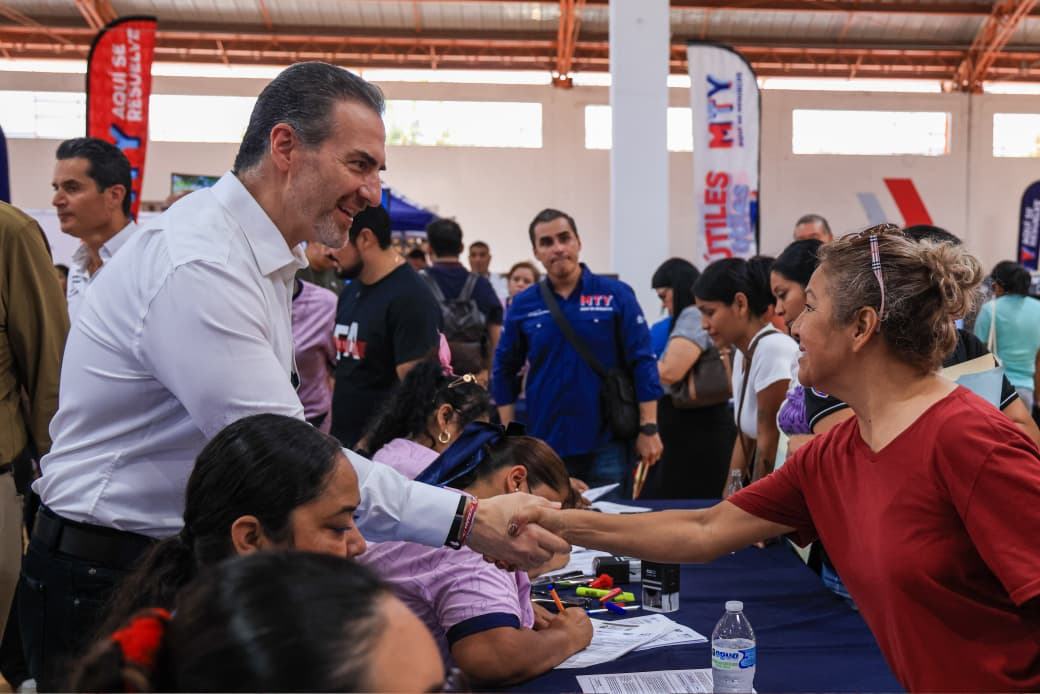 ARRANCA MONTERREY ENTREGA DE PAQUETES ESCOLARES DEL PROGRAMA “ÚTILES, ÚTILES”