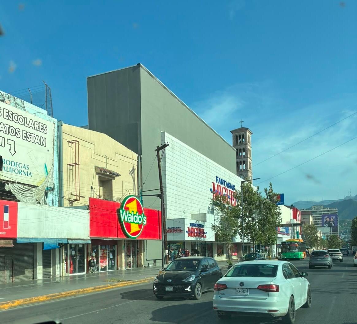 Realiza Dirección de Comercio 46 decomisos en Centro de Monterrey