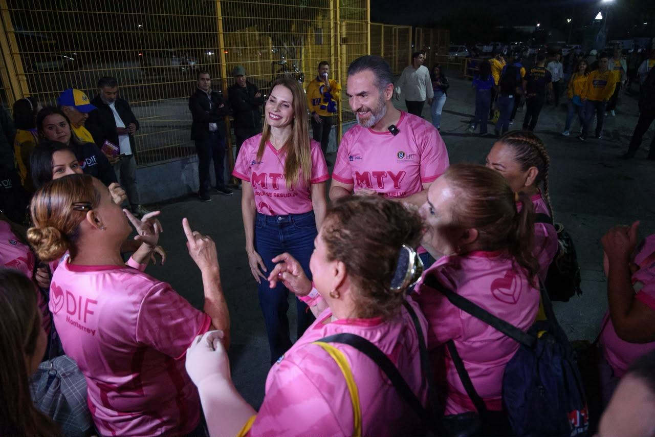 Reconoce Tigres a mujeres sobrevivientes de cáncer de mama beneficiadas con programa del Gobierno de Monterrey y el Hospital Universitario