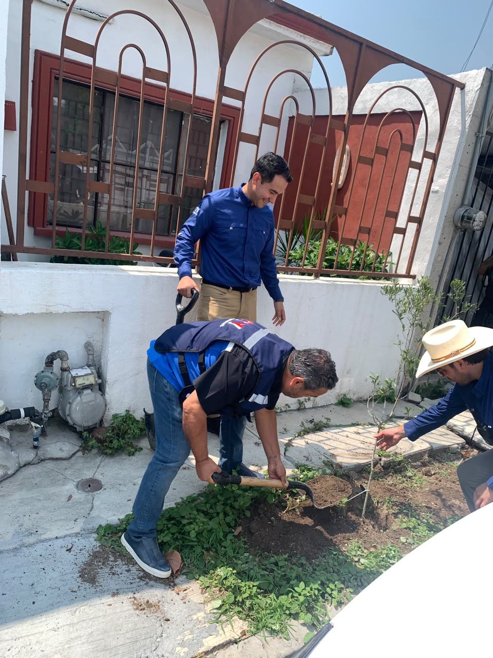 Celebran con éxito la 17ª edición de “Adopta un Árbol MTY” en el Parque Santa Rosa