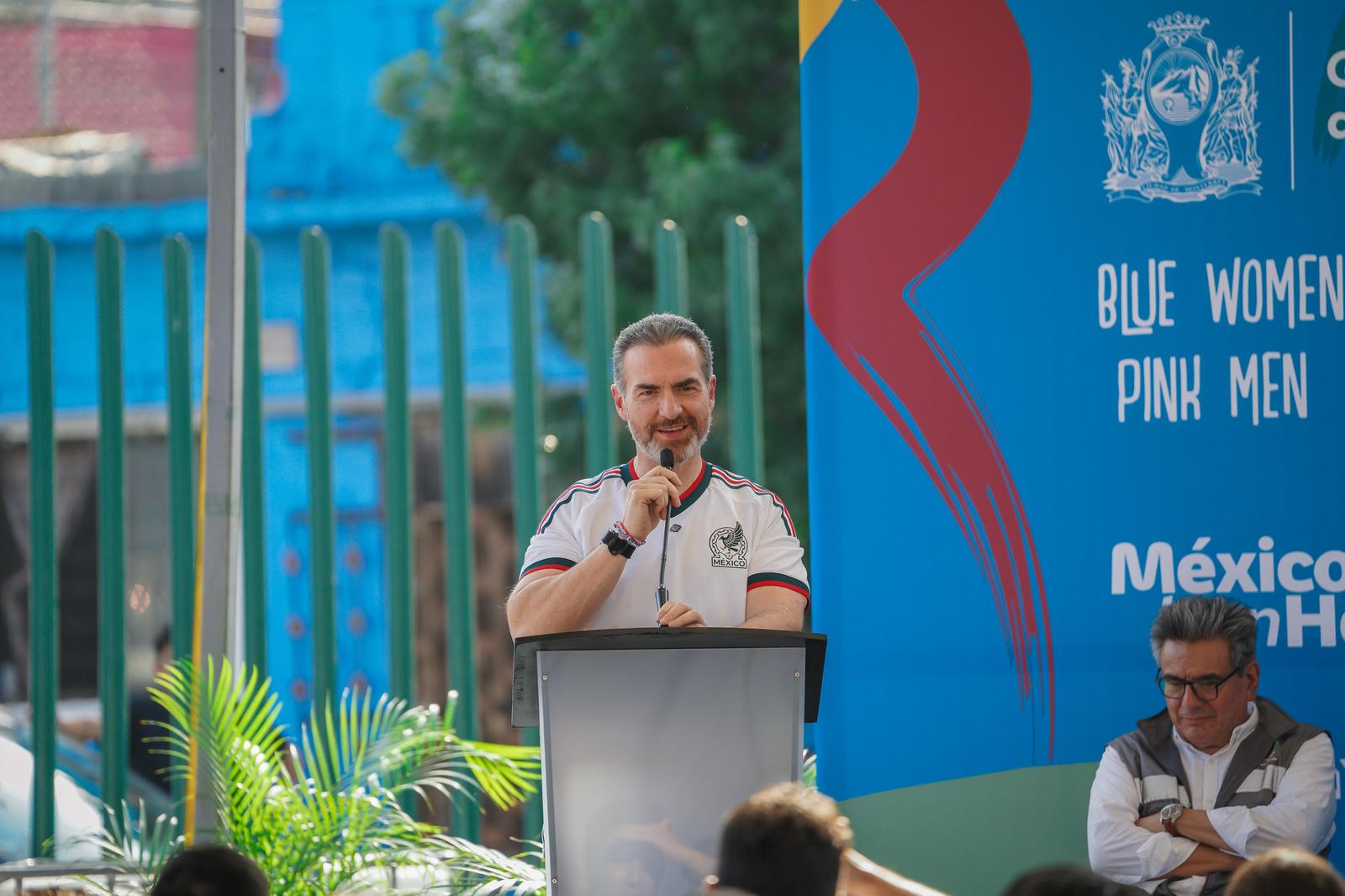 Entrega Monterrey canchas rehabilitadas rumbo al Mundial