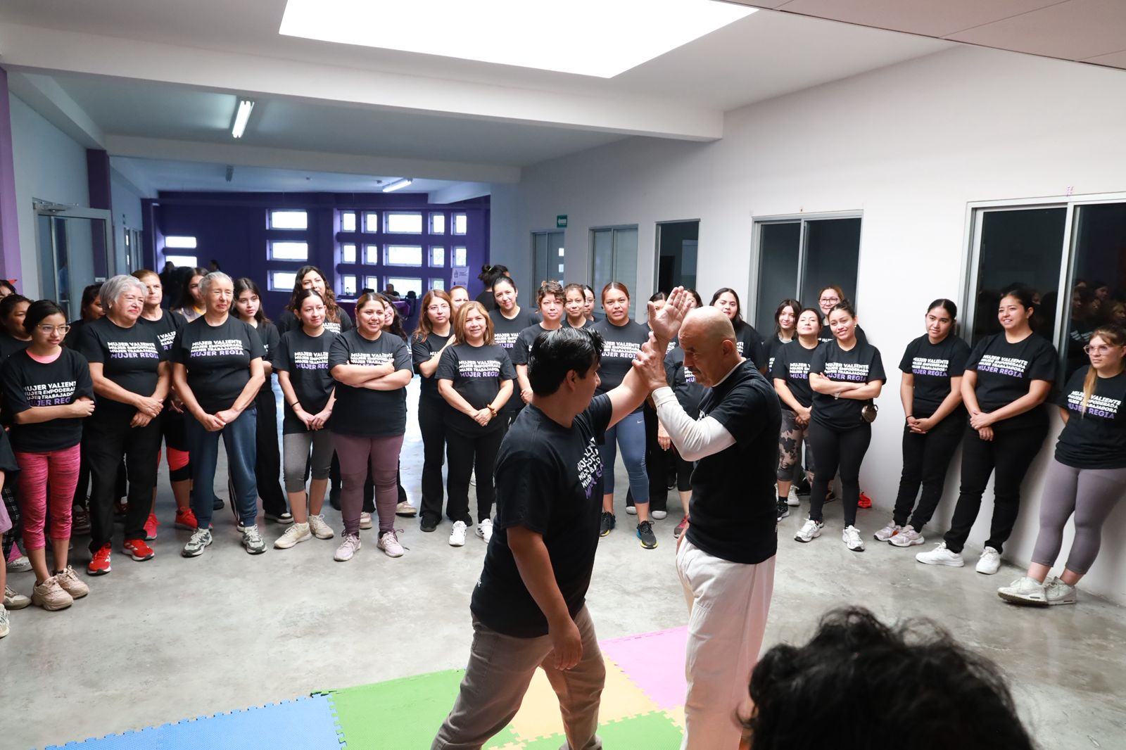 Impulsa Gobierno de Monterrey taller de defensa personal para mujeres