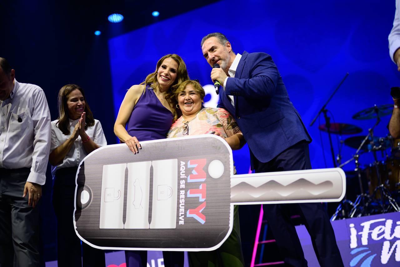 Celebra DIF a las madres con evento “Felicidades mamá”