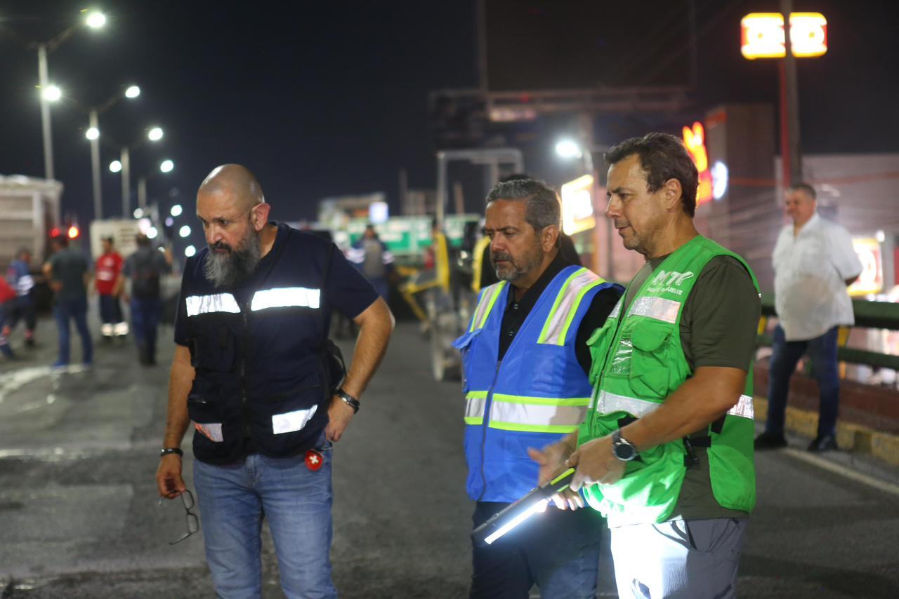 Interviene Servicios Públicos en puente vehicular de Gonzalitos y Madero