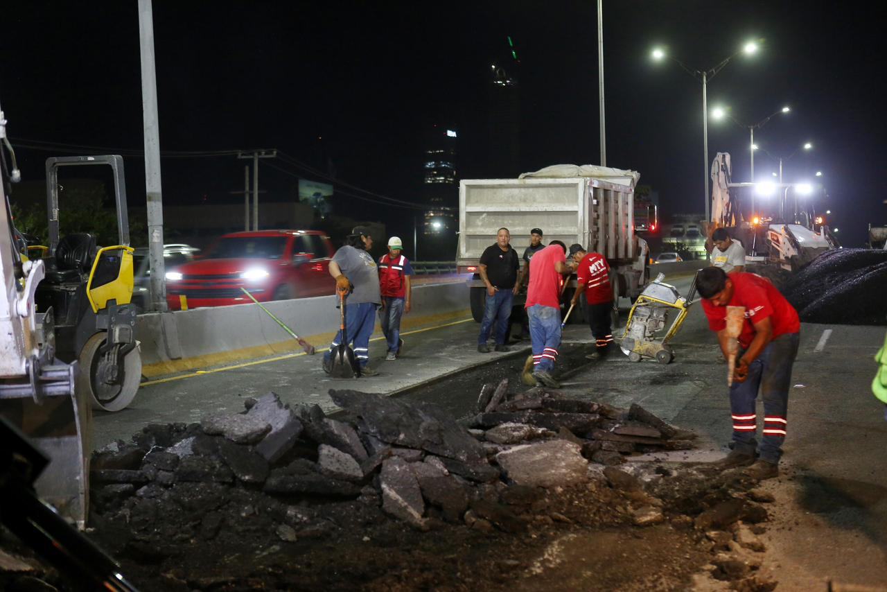 Interviene Servicios Públicos en puente vehicular de Gonzalitos y Madero