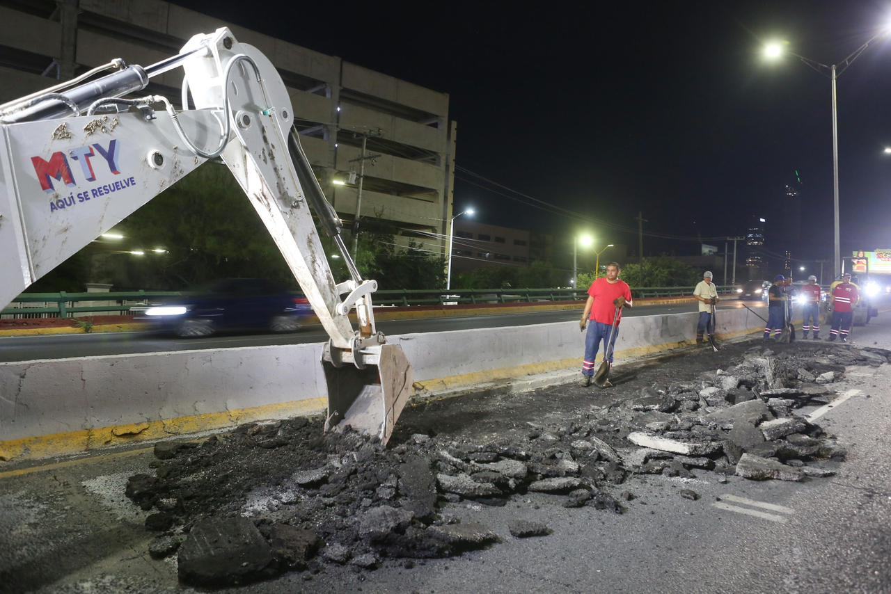 Interviene Servicios Públicos en puente vehicular de Gonzalitos y Madero