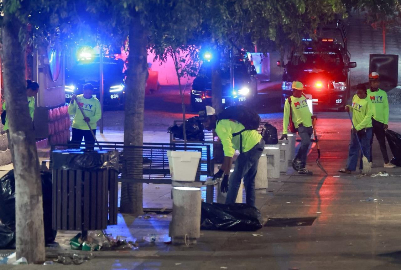 Retira Gobierno de Monterrey 12 toneladas de basura de zona de Regio Fest