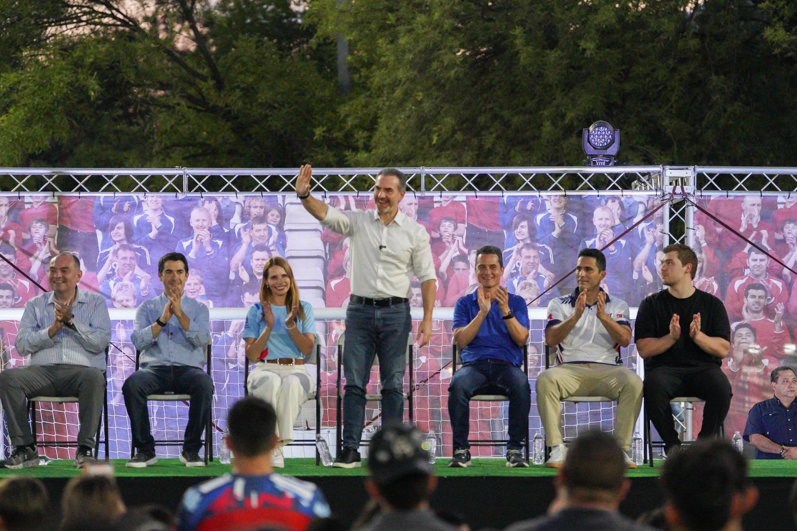 Inaugura Adrián de la Garza fases finales del “Mundialito de Barrios Monterrey”