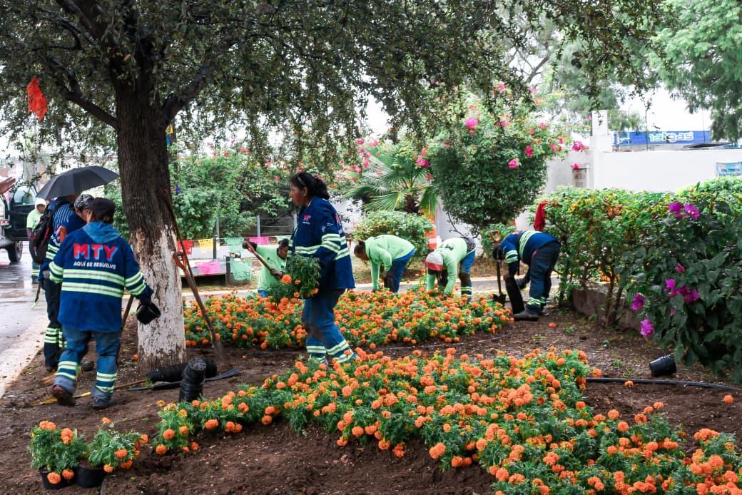 Monterrey prepara operativo de seguridad en panteones por el día de muertos