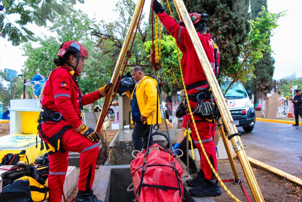 Monterrey prepara operativo de seguridad en panteones por el día de muertos