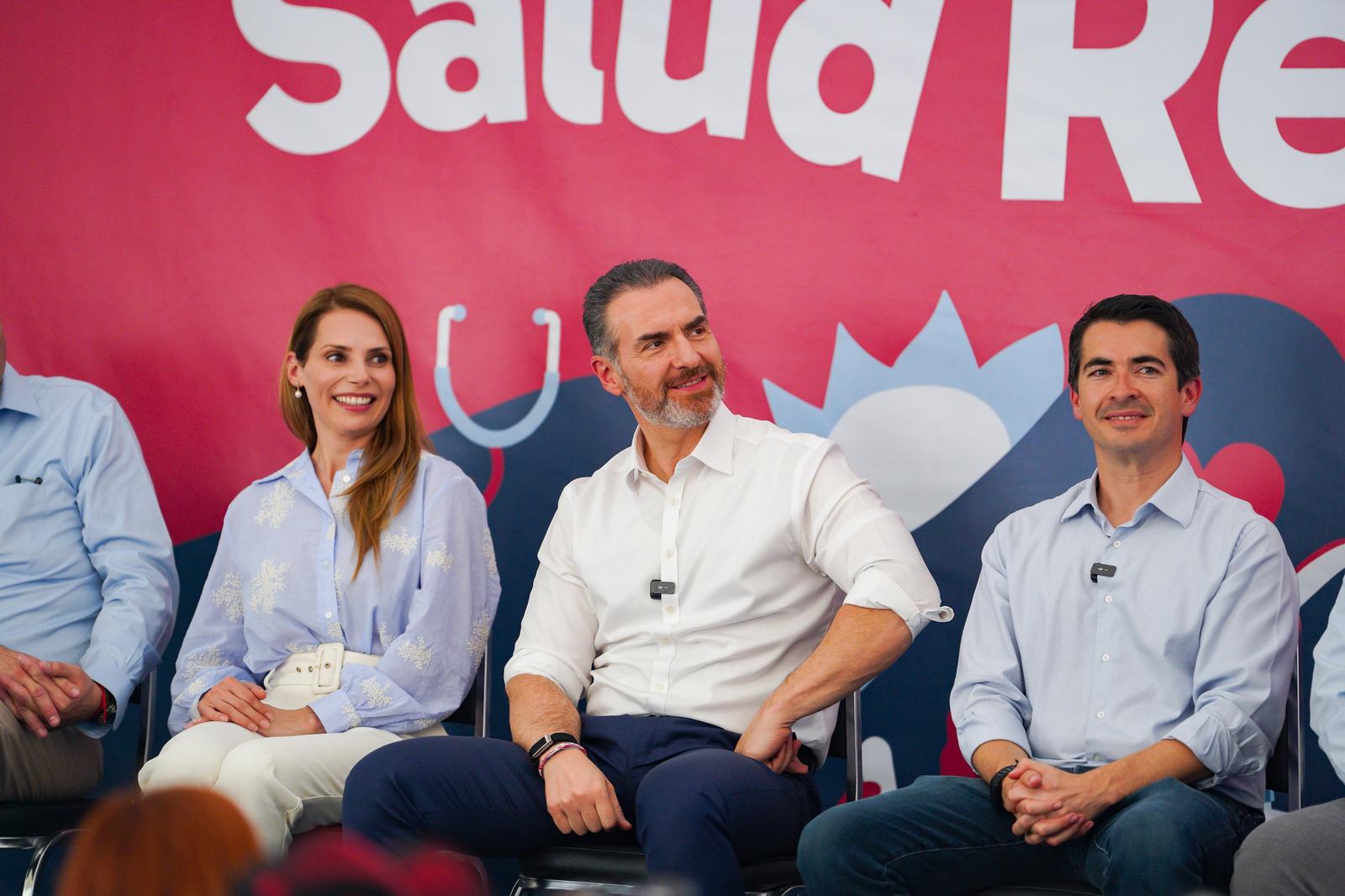 Emprende Monterrey programa Salud Regia para ampliar atención médica gratuita