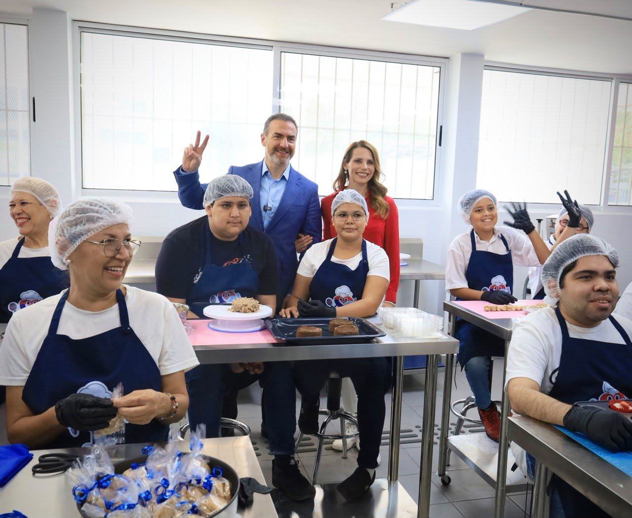 Inaugura Monterrey Sistema para desarrollar la autonomía de personas con discapacidad