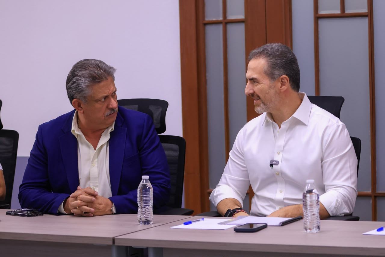 Supervisa Adrián de la Garza Plan de Seguridad por Mundial y afectaciones tras lluvias
