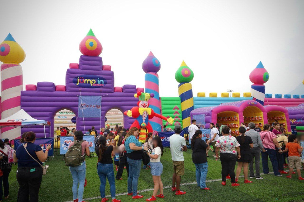Festeja DIF Monterrey a niñas y niños en “Corylandia”