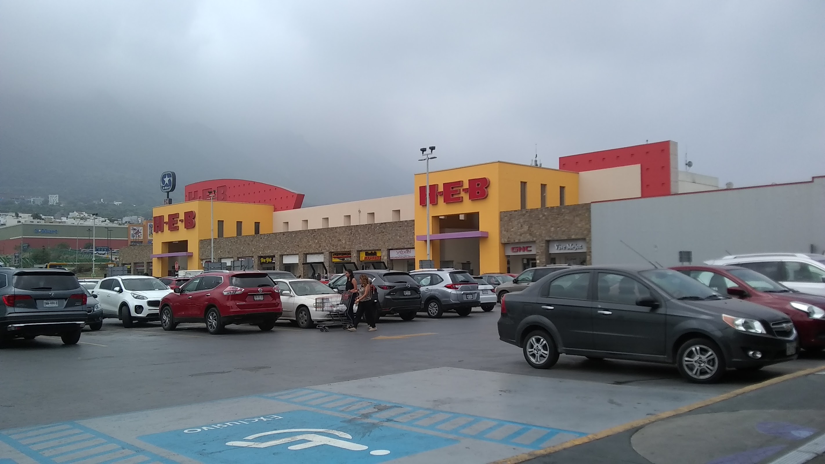 Imagen de Plaza Cumbres