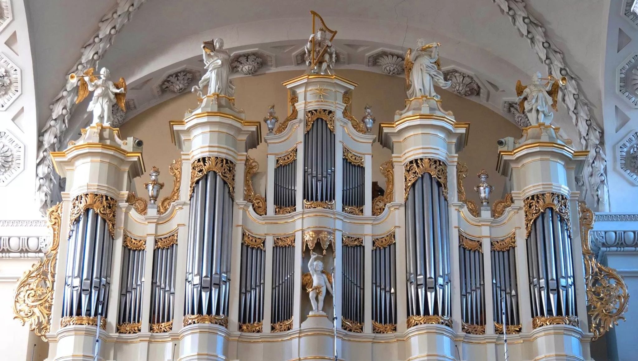 M. K. Čiurlionio 150-mečiui: vargonų muzikos festivalis Vilniaus arkikatedroje