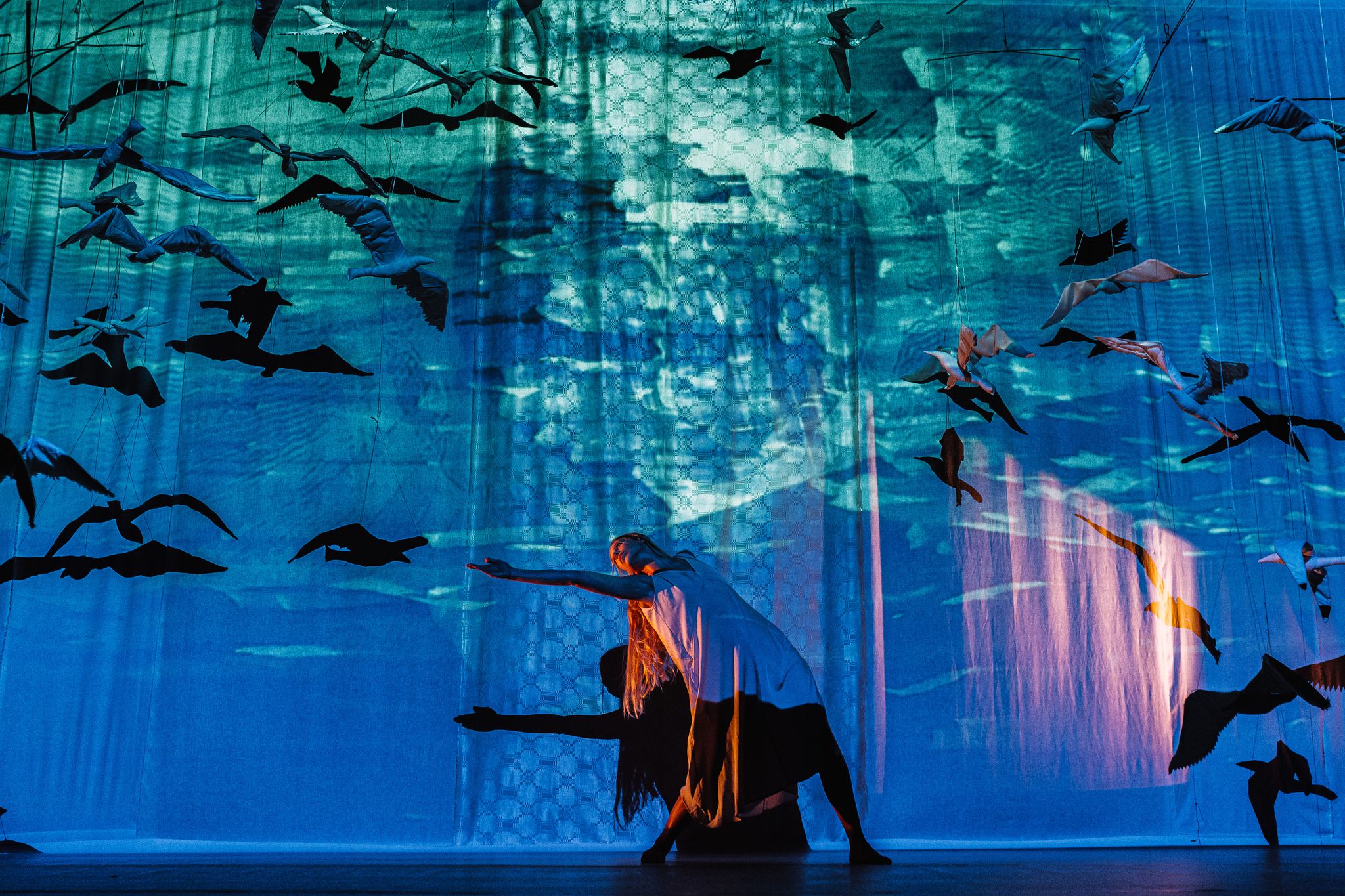 Audio visual stage performance "Sutartinai“