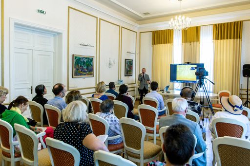 Galerijos kortelės iliustracija Konferencija „Sonatiniai M. K. Čiurlionio garsovaizdžiai. Šviesos apoteozė: Saulės sonata“