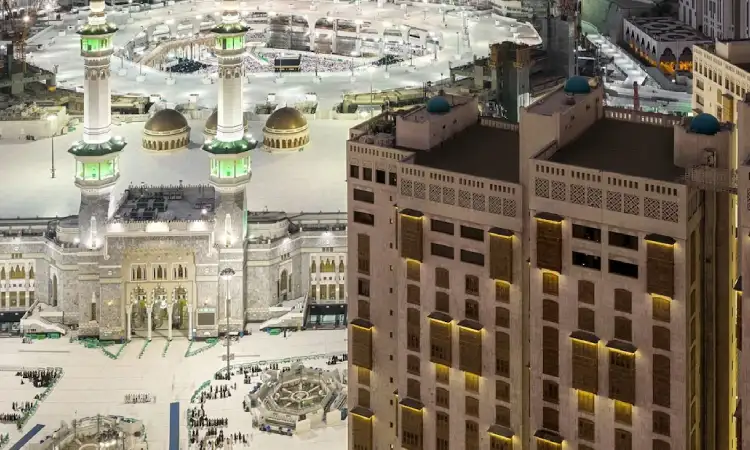 Umroh exclusive, Sumber: soulofsaudi.com