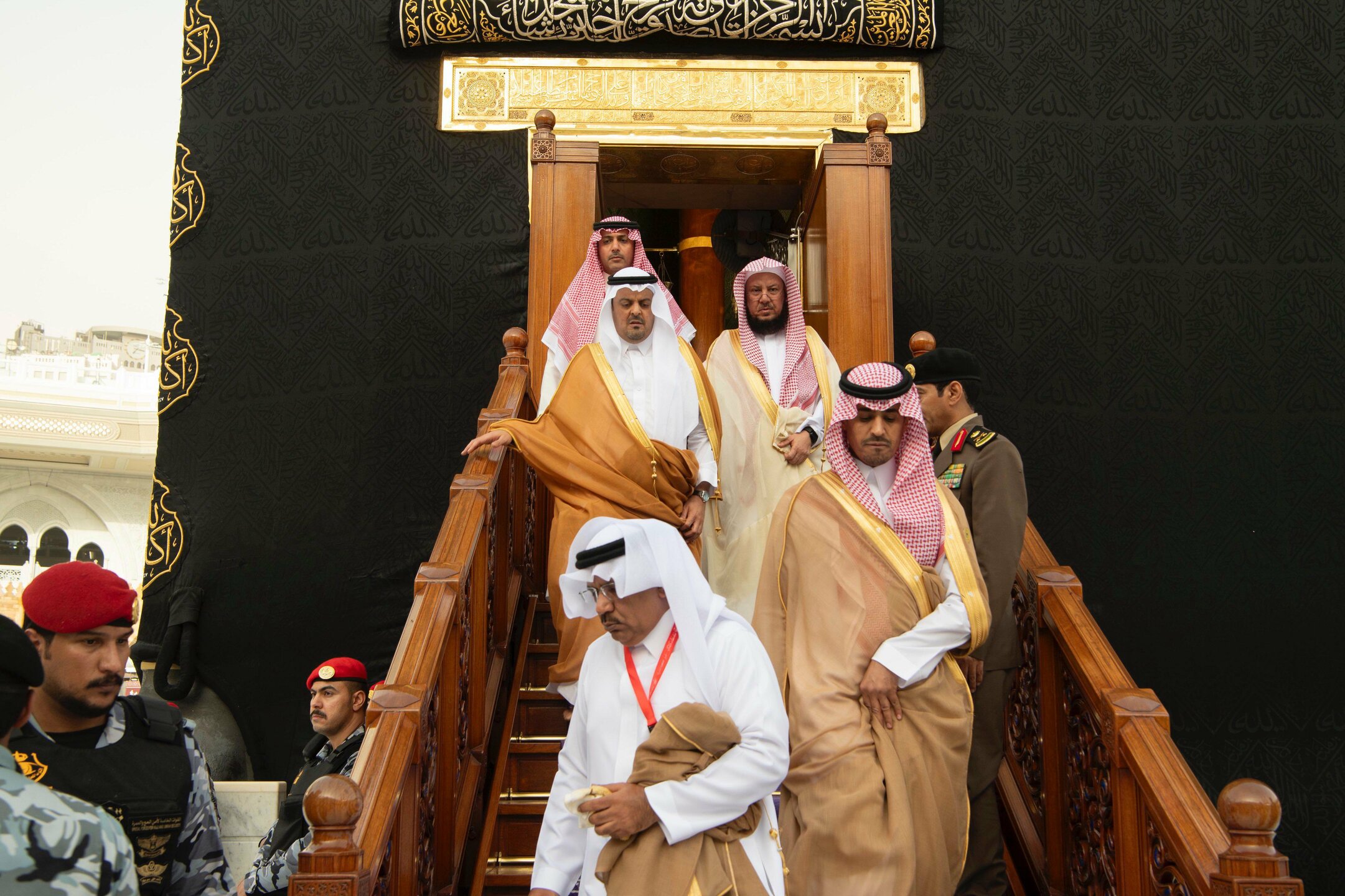 Tradisi Pencucian Ka'bah : Simbol Kemuliaan Rumah Allah - Baitullah
