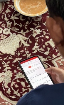 Rutinitas Jum'at Qur'ani di Kantor Munatour: Menjemput Keberkahan dan Syafaat Al-Qur'an