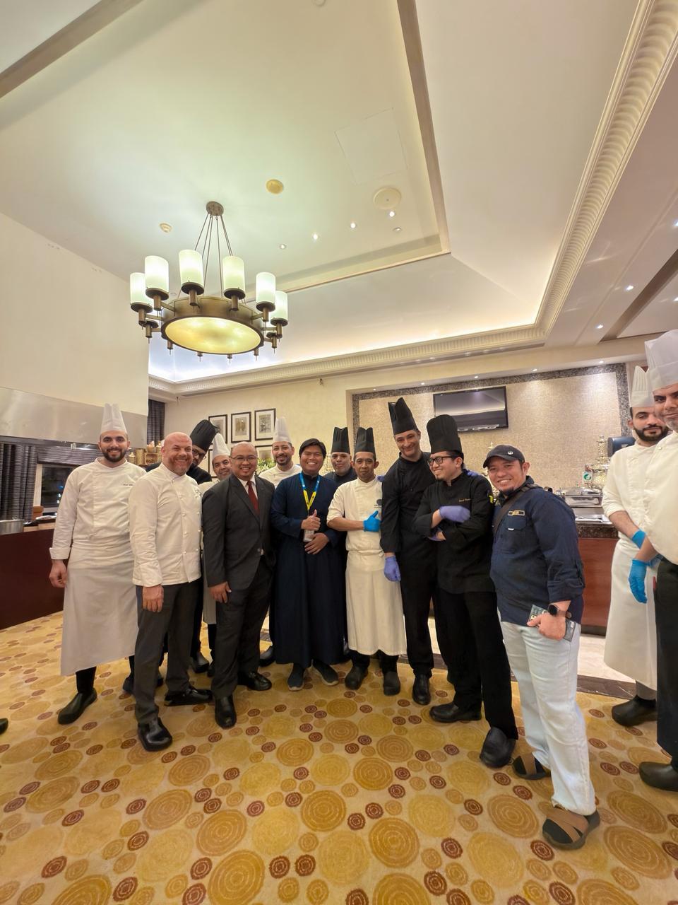 Private Dinner Bareng Accor Group: Malam Spesial untuk Munatour di Swissotel Al Maqam Private Dinner Bareng Accor Group: Malam Spesial untuk Munatour di Swissotel Al Maqam